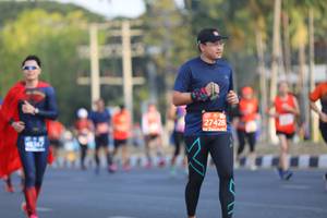 BIB: 27263
                            <button type="button" onclick="openModal(11460252)" class="btn btn-primary btn-sm float-right btn-popup" data-toggle="modal" data-target=".modal-high-quality">
                        <i class="fas fa-shopping-cart"></i> Add to Cart
                    </button>
                                            <button type="button" onclick="isThisMe(11460252, true)" class="btn btn-success btn-sm float-right btn-popup btn-isme hidden" data-toggle="tooltip" data-placement="bottom" title="นี่คือรูปของคุณใช่ไหม คลิกที่นี่เพื่อเอาเข้าอัลบั้ม">
                        <i class="fas fa-plus"></i> Add to album
                    </button>
                    <button type="button" onclick="isThisMe(11460252, false)" class="btn btn-warning btn-sm float-right btn-popup btn-isnotme hidden">
                        <i class="fas fa-ban"></i> Remove from album
                    </button>