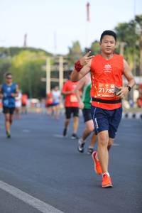 BIB: 205, 21409
                            <button type="button" onclick="openModal(11502510)" class="btn btn-primary btn-sm float-right btn-popup" data-toggle="modal" data-target=".modal-high-quality">
                        <i class="fas fa-shopping-cart"></i> Add to Cart
                    </button>
                                            <button type="button" onclick="isThisMe(11502510, true)" class="btn btn-success btn-sm float-right btn-popup btn-isme hidden" data-toggle="tooltip" data-placement="bottom" title="นี่คือรูปของคุณใช่ไหม คลิกที่นี่เพื่อเอาเข้าอัลบั้ม">
                        <i class="fas fa-plus"></i> Add to album
                    </button>
                    <button type="button" onclick="isThisMe(11502510, false)" class="btn btn-warning btn-sm float-right btn-popup btn-isnotme hidden">
                        <i class="fas fa-ban"></i> Remove from album
                    </button>