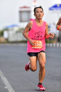 BIB: 109, 26109
                            <button type="button" onclick="openModal(10691676)" class="btn btn-primary btn-sm float-right btn-popup" data-toggle="modal" data-target=".modal-high-quality">
                        <i class="fas fa-shopping-cart"></i> Add to Cart
                    </button>
                                            <button type="button" onclick="isThisMe(10691676, true)" class="btn btn-success btn-sm float-right btn-popup btn-isme hidden" data-toggle="tooltip" data-placement="bottom" title="นี่คือรูปของคุณใช่ไหม คลิกที่นี่เพื่อเอาเข้าอัลบั้ม">
                        <i class="fas fa-plus"></i> Add to album
                    </button>
                    <button type="button" onclick="isThisMe(10691676, false)" class="btn btn-warning btn-sm float-right btn-popup btn-isnotme hidden">
                        <i class="fas fa-ban"></i> Remove from album
                    </button>