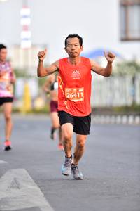 BIB: 26411
                            <button type="button" onclick="openModal(10691598)" class="btn btn-primary btn-sm float-right btn-popup" data-toggle="modal" data-target=".modal-high-quality">
                        <i class="fas fa-shopping-cart"></i> Add to Cart
                    </button>
                                            <button type="button" onclick="isThisMe(10691598, true)" class="btn btn-success btn-sm float-right btn-popup btn-isme hidden" data-toggle="tooltip" data-placement="bottom" title="นี่คือรูปของคุณใช่ไหม คลิกที่นี่เพื่อเอาเข้าอัลบั้ม">
                        <i class="fas fa-plus"></i> Add to album
                    </button>
                    <button type="button" onclick="isThisMe(10691598, false)" class="btn btn-warning btn-sm float-right btn-popup btn-isnotme hidden">
                        <i class="fas fa-ban"></i> Remove from album
                    </button>