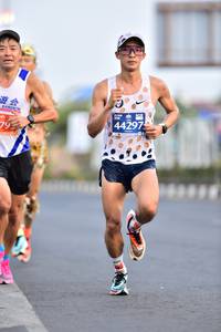 BIB: 44297
                            <button type="button" onclick="openModal(10691066)" class="btn btn-primary btn-sm float-right btn-popup" data-toggle="modal" data-target=".modal-high-quality">
                        <i class="fas fa-shopping-cart"></i> Add to Cart
                    </button>
                                            <button type="button" onclick="isThisMe(10691066, true)" class="btn btn-success btn-sm float-right btn-popup btn-isme hidden" data-toggle="tooltip" data-placement="bottom" title="นี่คือรูปของคุณใช่ไหม คลิกที่นี่เพื่อเอาเข้าอัลบั้ม">
                        <i class="fas fa-plus"></i> Add to album
                    </button>
                    <button type="button" onclick="isThisMe(10691066, false)" class="btn btn-warning btn-sm float-right btn-popup btn-isnotme hidden">
                        <i class="fas fa-ban"></i> Remove from album
                    </button>
