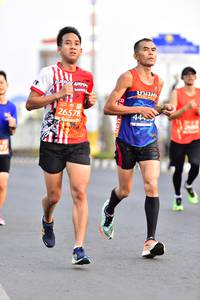 BIB: 26578
                            <button type="button" onclick="openModal(10692461)" class="btn btn-primary btn-sm float-right btn-popup" data-toggle="modal" data-target=".modal-high-quality">
                        <i class="fas fa-shopping-cart"></i> Add to Cart
                    </button>
                                            <button type="button" onclick="isThisMe(10692461, true)" class="btn btn-success btn-sm float-right btn-popup btn-isme hidden" data-toggle="tooltip" data-placement="bottom" title="นี่คือรูปของคุณใช่ไหม คลิกที่นี่เพื่อเอาเข้าอัลบั้ม">
                        <i class="fas fa-plus"></i> Add to album
                    </button>
                    <button type="button" onclick="isThisMe(10692461, false)" class="btn btn-warning btn-sm float-right btn-popup btn-isnotme hidden">
                        <i class="fas fa-ban"></i> Remove from album
                    </button>