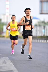 BIB: 25989
                            <button type="button" onclick="openModal(10690428)" class="btn btn-primary btn-sm float-right btn-popup" data-toggle="modal" data-target=".modal-high-quality">
                        <i class="fas fa-shopping-cart"></i> Add to Cart
                    </button>
                                            <button type="button" onclick="isThisMe(10690428, true)" class="btn btn-success btn-sm float-right btn-popup btn-isme hidden" data-toggle="tooltip" data-placement="bottom" title="นี่คือรูปของคุณใช่ไหม คลิกที่นี่เพื่อเอาเข้าอัลบั้ม">
                        <i class="fas fa-plus"></i> Add to album
                    </button>
                    <button type="button" onclick="isThisMe(10690428, false)" class="btn btn-warning btn-sm float-right btn-popup btn-isnotme hidden">
                        <i class="fas fa-ban"></i> Remove from album
                    </button>