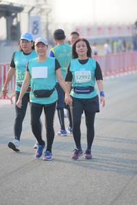 BIB: 519, 52992
                            <button type="button" onclick="openModal(10453163)" class="btn btn-primary btn-sm float-right btn-popup" data-toggle="modal" data-target=".modal-high-quality">
                        <i class="fas fa-shopping-cart"></i> Add to Cart
                    </button>
                                            <button type="button" onclick="isThisMe(10453163, true)" class="btn btn-success btn-sm float-right btn-popup btn-isme hidden" data-toggle="tooltip" data-placement="bottom" title="นี่คือรูปของคุณใช่ไหม คลิกที่นี่เพื่อเอาเข้าอัลบั้ม">
                        <i class="fas fa-plus"></i> Add to album
                    </button>
                    <button type="button" onclick="isThisMe(10453163, false)" class="btn btn-warning btn-sm float-right btn-popup btn-isnotme hidden">
                        <i class="fas fa-ban"></i> Remove from album
                    </button>