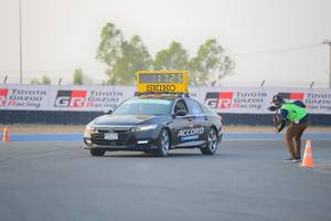 BIB: 
                            <button type="button" onclick="openModal(10458862)" class="btn btn-primary btn-sm float-right btn-popup" data-toggle="modal" data-target=".modal-high-quality">
                        <i class="fas fa-shopping-cart"></i> Add to Cart
                    </button>
                                            <button type="button" onclick="isThisMe(10458862, true)" class="btn btn-success btn-sm float-right btn-popup btn-isme hidden" data-toggle="tooltip" data-placement="bottom" title="นี่คือรูปของคุณใช่ไหม คลิกที่นี่เพื่อเอาเข้าอัลบั้ม">
                        <i class="fas fa-plus"></i> Add to album
                    </button>
                    <button type="button" onclick="isThisMe(10458862, false)" class="btn btn-warning btn-sm float-right btn-popup btn-isnotme hidden">
                        <i class="fas fa-ban"></i> Remove from album
                    </button>