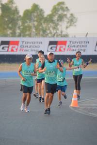 BIB: 51633, 50154, 1592
                            <button type="button" onclick="openModal(10464108)" class="btn btn-primary btn-sm float-right btn-popup" data-toggle="modal" data-target=".modal-high-quality">
                        <i class="fas fa-shopping-cart"></i> Add to Cart
                    </button>
                                            <button type="button" onclick="isThisMe(10464108, true)" class="btn btn-success btn-sm float-right btn-popup btn-isme hidden" data-toggle="tooltip" data-placement="bottom" title="นี่คือรูปของคุณใช่ไหม คลิกที่นี่เพื่อเอาเข้าอัลบั้ม">
                        <i class="fas fa-plus"></i> Add to album
                    </button>
                    <button type="button" onclick="isThisMe(10464108, false)" class="btn btn-warning btn-sm float-right btn-popup btn-isnotme hidden">
                        <i class="fas fa-ban"></i> Remove from album
                    </button>