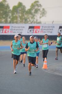 BIB: 50602, 50154, 51633
                            <button type="button" onclick="openModal(10464110)" class="btn btn-primary btn-sm float-right btn-popup" data-toggle="modal" data-target=".modal-high-quality">
                        <i class="fas fa-shopping-cart"></i> Add to Cart
                    </button>
                                            <button type="button" onclick="isThisMe(10464110, true)" class="btn btn-success btn-sm float-right btn-popup btn-isme hidden" data-toggle="tooltip" data-placement="bottom" title="นี่คือรูปของคุณใช่ไหม คลิกที่นี่เพื่อเอาเข้าอัลบั้ม">
                        <i class="fas fa-plus"></i> Add to album
                    </button>
                    <button type="button" onclick="isThisMe(10464110, false)" class="btn btn-warning btn-sm float-right btn-popup btn-isnotme hidden">
                        <i class="fas fa-ban"></i> Remove from album
                    </button>