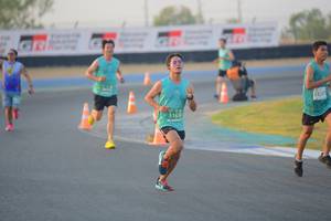 BIB: 127, 5168
                            <button type="button" onclick="openModal(10459672)" class="btn btn-primary btn-sm float-right btn-popup" data-toggle="modal" data-target=".modal-high-quality">
                        <i class="fas fa-shopping-cart"></i> Add to Cart
                    </button>
                                            <button type="button" onclick="isThisMe(10459672, true)" class="btn btn-success btn-sm float-right btn-popup btn-isme hidden" data-toggle="tooltip" data-placement="bottom" title="นี่คือรูปของคุณใช่ไหม คลิกที่นี่เพื่อเอาเข้าอัลบั้ม">
                        <i class="fas fa-plus"></i> Add to album
                    </button>
                    <button type="button" onclick="isThisMe(10459672, false)" class="btn btn-warning btn-sm float-right btn-popup btn-isnotme hidden">
                        <i class="fas fa-ban"></i> Remove from album
                    </button>