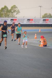 BIB: 50430, 52246
                            <button type="button" onclick="openModal(10459820)" class="btn btn-primary btn-sm float-right btn-popup" data-toggle="modal" data-target=".modal-high-quality">
                        <i class="fas fa-shopping-cart"></i> Add to Cart
                    </button>
                                            <button type="button" onclick="isThisMe(10459820, true)" class="btn btn-success btn-sm float-right btn-popup btn-isme hidden" data-toggle="tooltip" data-placement="bottom" title="นี่คือรูปของคุณใช่ไหม คลิกที่นี่เพื่อเอาเข้าอัลบั้ม">
                        <i class="fas fa-plus"></i> Add to album
                    </button>
                    <button type="button" onclick="isThisMe(10459820, false)" class="btn btn-warning btn-sm float-right btn-popup btn-isnotme hidden">
                        <i class="fas fa-ban"></i> Remove from album
                    </button>