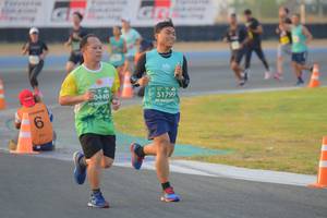 BIB: 51799, 0440
                            <button type="button" onclick="openModal(10466069)" class="btn btn-primary btn-sm float-right btn-popup" data-toggle="modal" data-target=".modal-high-quality">
                        <i class="fas fa-shopping-cart"></i> Add to Cart
                    </button>
                                            <button type="button" onclick="isThisMe(10466069, true)" class="btn btn-success btn-sm float-right btn-popup btn-isme hidden" data-toggle="tooltip" data-placement="bottom" title="นี่คือรูปของคุณใช่ไหม คลิกที่นี่เพื่อเอาเข้าอัลบั้ม">
                        <i class="fas fa-plus"></i> Add to album
                    </button>
                    <button type="button" onclick="isThisMe(10466069, false)" class="btn btn-warning btn-sm float-right btn-popup btn-isnotme hidden">
                        <i class="fas fa-ban"></i> Remove from album
                    </button>