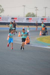 BIB: 50166
                            <button type="button" onclick="openModal(10459764)" class="btn btn-primary btn-sm float-right btn-popup" data-toggle="modal" data-target=".modal-high-quality">
                        <i class="fas fa-shopping-cart"></i> Add to Cart
                    </button>
                                            <button type="button" onclick="isThisMe(10459764, true)" class="btn btn-success btn-sm float-right btn-popup btn-isme hidden" data-toggle="tooltip" data-placement="bottom" title="นี่คือรูปของคุณใช่ไหม คลิกที่นี่เพื่อเอาเข้าอัลบั้ม">
                        <i class="fas fa-plus"></i> Add to album
                    </button>
                    <button type="button" onclick="isThisMe(10459764, false)" class="btn btn-warning btn-sm float-right btn-popup btn-isnotme hidden">
                        <i class="fas fa-ban"></i> Remove from album
                    </button>