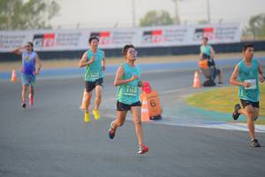 BIB: 5165
                            <button type="button" onclick="openModal(10459670)" class="btn btn-primary btn-sm float-right btn-popup" data-toggle="modal" data-target=".modal-high-quality">
                        <i class="fas fa-shopping-cart"></i> Add to Cart
                    </button>
                                            <button type="button" onclick="isThisMe(10459670, true)" class="btn btn-success btn-sm float-right btn-popup btn-isme hidden" data-toggle="tooltip" data-placement="bottom" title="นี่คือรูปของคุณใช่ไหม คลิกที่นี่เพื่อเอาเข้าอัลบั้ม">
                        <i class="fas fa-plus"></i> Add to album
                    </button>
                    <button type="button" onclick="isThisMe(10459670, false)" class="btn btn-warning btn-sm float-right btn-popup btn-isnotme hidden">
                        <i class="fas fa-ban"></i> Remove from album
                    </button>