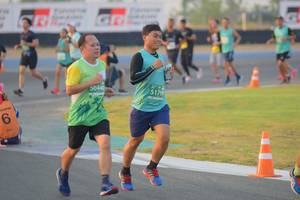 BIB: 50440, 51799
                            <button type="button" onclick="openModal(10466073)" class="btn btn-primary btn-sm float-right btn-popup" data-toggle="modal" data-target=".modal-high-quality">
                        <i class="fas fa-shopping-cart"></i> Add to Cart
                    </button>
                                            <button type="button" onclick="isThisMe(10466073, true)" class="btn btn-success btn-sm float-right btn-popup btn-isme hidden" data-toggle="tooltip" data-placement="bottom" title="นี่คือรูปของคุณใช่ไหม คลิกที่นี่เพื่อเอาเข้าอัลบั้ม">
                        <i class="fas fa-plus"></i> Add to album
                    </button>
                    <button type="button" onclick="isThisMe(10466073, false)" class="btn btn-warning btn-sm float-right btn-popup btn-isnotme hidden">
                        <i class="fas fa-ban"></i> Remove from album
                    </button>