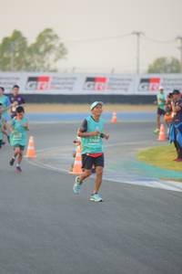 BIB: 5166
                            <button type="button" onclick="openModal(10462296)" class="btn btn-primary btn-sm float-right btn-popup" data-toggle="modal" data-target=".modal-high-quality">
                        <i class="fas fa-shopping-cart"></i> Add to Cart
                    </button>
                                            <button type="button" onclick="isThisMe(10462296, true)" class="btn btn-success btn-sm float-right btn-popup btn-isme hidden" data-toggle="tooltip" data-placement="bottom" title="นี่คือรูปของคุณใช่ไหม คลิกที่นี่เพื่อเอาเข้าอัลบั้ม">
                        <i class="fas fa-plus"></i> Add to album
                    </button>
                    <button type="button" onclick="isThisMe(10462296, false)" class="btn btn-warning btn-sm float-right btn-popup btn-isnotme hidden">
                        <i class="fas fa-ban"></i> Remove from album
                    </button>