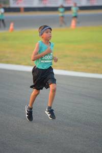 BIB: 0005
                            <button type="button" onclick="openModal(10461956)" class="btn btn-primary btn-sm float-right btn-popup" data-toggle="modal" data-target=".modal-high-quality">
                        <i class="fas fa-shopping-cart"></i> Add to Cart
                    </button>
                                            <button type="button" onclick="isThisMe(10461956, true)" class="btn btn-success btn-sm float-right btn-popup btn-isme hidden" data-toggle="tooltip" data-placement="bottom" title="นี่คือรูปของคุณใช่ไหม คลิกที่นี่เพื่อเอาเข้าอัลบั้ม">
                        <i class="fas fa-plus"></i> Add to album
                    </button>
                    <button type="button" onclick="isThisMe(10461956, false)" class="btn btn-warning btn-sm float-right btn-popup btn-isnotme hidden">
                        <i class="fas fa-ban"></i> Remove from album
                    </button>