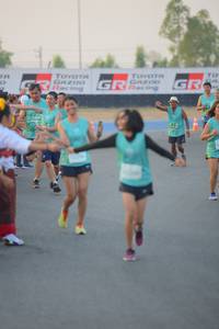 BIB: 5209
                            <button type="button" onclick="openModal(10464642)" class="btn btn-primary btn-sm float-right btn-popup" data-toggle="modal" data-target=".modal-high-quality">
                        <i class="fas fa-shopping-cart"></i> Add to Cart
                    </button>
                                            <button type="button" onclick="isThisMe(10464642, true)" class="btn btn-success btn-sm float-right btn-popup btn-isme hidden" data-toggle="tooltip" data-placement="bottom" title="นี่คือรูปของคุณใช่ไหม คลิกที่นี่เพื่อเอาเข้าอัลบั้ม">
                        <i class="fas fa-plus"></i> Add to album
                    </button>
                    <button type="button" onclick="isThisMe(10464642, false)" class="btn btn-warning btn-sm float-right btn-popup btn-isnotme hidden">
                        <i class="fas fa-ban"></i> Remove from album
                    </button>