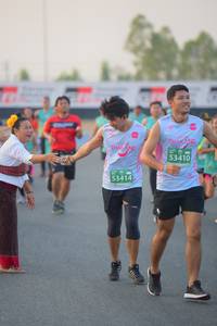 BIB: 53410, 53414
                            <button type="button" onclick="openModal(10463906)" class="btn btn-primary btn-sm float-right btn-popup" data-toggle="modal" data-target=".modal-high-quality">
                        <i class="fas fa-shopping-cart"></i> Add to Cart
                    </button>
                                            <button type="button" onclick="isThisMe(10463906, true)" class="btn btn-success btn-sm float-right btn-popup btn-isme hidden" data-toggle="tooltip" data-placement="bottom" title="นี่คือรูปของคุณใช่ไหม คลิกที่นี่เพื่อเอาเข้าอัลบั้ม">
                        <i class="fas fa-plus"></i> Add to album
                    </button>
                    <button type="button" onclick="isThisMe(10463906, false)" class="btn btn-warning btn-sm float-right btn-popup btn-isnotme hidden">
                        <i class="fas fa-ban"></i> Remove from album
                    </button>