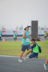 BIB: 526
                            <button type="button" onclick="openModal(10466940)" class="btn btn-primary btn-sm float-right btn-popup" data-toggle="modal" data-target=".modal-high-quality">
                        <i class="fas fa-shopping-cart"></i> Add to Cart
                    </button>
                                            <button type="button" onclick="isThisMe(10466940, true)" class="btn btn-success btn-sm float-right btn-popup btn-isme hidden" data-toggle="tooltip" data-placement="bottom" title="นี่คือรูปของคุณใช่ไหม คลิกที่นี่เพื่อเอาเข้าอัลบั้ม">
                        <i class="fas fa-plus"></i> Add to album
                    </button>
                    <button type="button" onclick="isThisMe(10466940, false)" class="btn btn-warning btn-sm float-right btn-popup btn-isnotme hidden">
                        <i class="fas fa-ban"></i> Remove from album
                    </button>