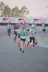 BIB: 500
                            <button type="button" onclick="openModal(10462788)" class="btn btn-primary btn-sm float-right btn-popup" data-toggle="modal" data-target=".modal-high-quality">
                        <i class="fas fa-shopping-cart"></i> Add to Cart
                    </button>
                                            <button type="button" onclick="isThisMe(10462788, true)" class="btn btn-success btn-sm float-right btn-popup btn-isme hidden" data-toggle="tooltip" data-placement="bottom" title="นี่คือรูปของคุณใช่ไหม คลิกที่นี่เพื่อเอาเข้าอัลบั้ม">
                        <i class="fas fa-plus"></i> Add to album
                    </button>
                    <button type="button" onclick="isThisMe(10462788, false)" class="btn btn-warning btn-sm float-right btn-popup btn-isnotme hidden">
                        <i class="fas fa-ban"></i> Remove from album
                    </button>