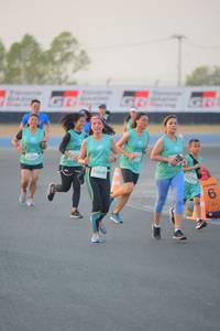 BIB: 50648, 5279
                            <button type="button" onclick="openModal(10461963)" class="btn btn-primary btn-sm float-right btn-popup" data-toggle="modal" data-target=".modal-high-quality">
                        <i class="fas fa-shopping-cart"></i> Add to Cart
                    </button>
                                            <button type="button" onclick="isThisMe(10461963, true)" class="btn btn-success btn-sm float-right btn-popup btn-isme hidden" data-toggle="tooltip" data-placement="bottom" title="นี่คือรูปของคุณใช่ไหม คลิกที่นี่เพื่อเอาเข้าอัลบั้ม">
                        <i class="fas fa-plus"></i> Add to album
                    </button>
                    <button type="button" onclick="isThisMe(10461963, false)" class="btn btn-warning btn-sm float-right btn-popup btn-isnotme hidden">
                        <i class="fas fa-ban"></i> Remove from album
                    </button>