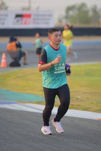 BIB: 52000
                            <button type="button" onclick="openModal(10459708)" class="btn btn-primary btn-sm float-right btn-popup" data-toggle="modal" data-target=".modal-high-quality">
                        <i class="fas fa-shopping-cart"></i> Add to Cart
                    </button>
                                            <button type="button" onclick="isThisMe(10459708, true)" class="btn btn-success btn-sm float-right btn-popup btn-isme hidden" data-toggle="tooltip" data-placement="bottom" title="นี่คือรูปของคุณใช่ไหม คลิกที่นี่เพื่อเอาเข้าอัลบั้ม">
                        <i class="fas fa-plus"></i> Add to album
                    </button>
                    <button type="button" onclick="isThisMe(10459708, false)" class="btn btn-warning btn-sm float-right btn-popup btn-isnotme hidden">
                        <i class="fas fa-ban"></i> Remove from album
                    </button>