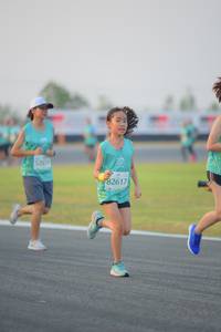 BIB: 5269, 82617
                            <button type="button" onclick="openModal(10466938)" class="btn btn-primary btn-sm float-right btn-popup" data-toggle="modal" data-target=".modal-high-quality">
                        <i class="fas fa-shopping-cart"></i> Add to Cart
                    </button>
                                            <button type="button" onclick="isThisMe(10466938, true)" class="btn btn-success btn-sm float-right btn-popup btn-isme hidden" data-toggle="tooltip" data-placement="bottom" title="นี่คือรูปของคุณใช่ไหม คลิกที่นี่เพื่อเอาเข้าอัลบั้ม">
                        <i class="fas fa-plus"></i> Add to album
                    </button>
                    <button type="button" onclick="isThisMe(10466938, false)" class="btn btn-warning btn-sm float-right btn-popup btn-isnotme hidden">
                        <i class="fas fa-ban"></i> Remove from album
                    </button>