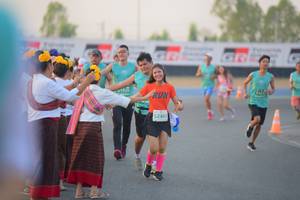 BIB: 198, 52403
                            <button type="button" onclick="openModal(10464148)" class="btn btn-primary btn-sm float-right btn-popup" data-toggle="modal" data-target=".modal-high-quality">
                        <i class="fas fa-shopping-cart"></i> Add to Cart
                    </button>
                                            <button type="button" onclick="isThisMe(10464148, true)" class="btn btn-success btn-sm float-right btn-popup btn-isme hidden" data-toggle="tooltip" data-placement="bottom" title="นี่คือรูปของคุณใช่ไหม คลิกที่นี่เพื่อเอาเข้าอัลบั้ม">
                        <i class="fas fa-plus"></i> Add to album
                    </button>
                    <button type="button" onclick="isThisMe(10464148, false)" class="btn btn-warning btn-sm float-right btn-popup btn-isnotme hidden">
                        <i class="fas fa-ban"></i> Remove from album
                    </button>