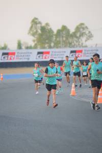 BIB: 50194
                            <button type="button" onclick="openModal(10463260)" class="btn btn-primary btn-sm float-right btn-popup" data-toggle="modal" data-target=".modal-high-quality">
                        <i class="fas fa-shopping-cart"></i> Add to Cart
                    </button>
                                            <button type="button" onclick="isThisMe(10463260, true)" class="btn btn-success btn-sm float-right btn-popup btn-isme hidden" data-toggle="tooltip" data-placement="bottom" title="นี่คือรูปของคุณใช่ไหม คลิกที่นี่เพื่อเอาเข้าอัลบั้ม">
                        <i class="fas fa-plus"></i> Add to album
                    </button>
                    <button type="button" onclick="isThisMe(10463260, false)" class="btn btn-warning btn-sm float-right btn-popup btn-isnotme hidden">
                        <i class="fas fa-ban"></i> Remove from album
                    </button>