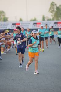 BIB: 02572
                            <button type="button" onclick="openModal(10462444)" class="btn btn-primary btn-sm float-right btn-popup" data-toggle="modal" data-target=".modal-high-quality">
                        <i class="fas fa-shopping-cart"></i> Add to Cart
                    </button>
                                            <button type="button" onclick="isThisMe(10462444, true)" class="btn btn-success btn-sm float-right btn-popup btn-isme hidden" data-toggle="tooltip" data-placement="bottom" title="นี่คือรูปของคุณใช่ไหม คลิกที่นี่เพื่อเอาเข้าอัลบั้ม">
                        <i class="fas fa-plus"></i> Add to album
                    </button>
                    <button type="button" onclick="isThisMe(10462444, false)" class="btn btn-warning btn-sm float-right btn-popup btn-isnotme hidden">
                        <i class="fas fa-ban"></i> Remove from album
                    </button>