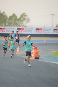 BIB: 5166
                            <button type="button" onclick="openModal(10462290)" class="btn btn-primary btn-sm float-right btn-popup" data-toggle="modal" data-target=".modal-high-quality">
                        <i class="fas fa-shopping-cart"></i> Add to Cart
                    </button>
                                            <button type="button" onclick="isThisMe(10462290, true)" class="btn btn-success btn-sm float-right btn-popup btn-isme hidden" data-toggle="tooltip" data-placement="bottom" title="นี่คือรูปของคุณใช่ไหม คลิกที่นี่เพื่อเอาเข้าอัลบั้ม">
                        <i class="fas fa-plus"></i> Add to album
                    </button>
                    <button type="button" onclick="isThisMe(10462290, false)" class="btn btn-warning btn-sm float-right btn-popup btn-isnotme hidden">
                        <i class="fas fa-ban"></i> Remove from album
                    </button>