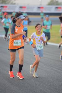 BIB: 52670, 52280
                            <button type="button" onclick="openModal(10463241)" class="btn btn-primary btn-sm float-right btn-popup" data-toggle="modal" data-target=".modal-high-quality">
                        <i class="fas fa-shopping-cart"></i> Add to Cart
                    </button>
                                            <button type="button" onclick="isThisMe(10463241, true)" class="btn btn-success btn-sm float-right btn-popup btn-isme hidden" data-toggle="tooltip" data-placement="bottom" title="นี่คือรูปของคุณใช่ไหม คลิกที่นี่เพื่อเอาเข้าอัลบั้ม">
                        <i class="fas fa-plus"></i> Add to album
                    </button>
                    <button type="button" onclick="isThisMe(10463241, false)" class="btn btn-warning btn-sm float-right btn-popup btn-isnotme hidden">
                        <i class="fas fa-ban"></i> Remove from album
                    </button>