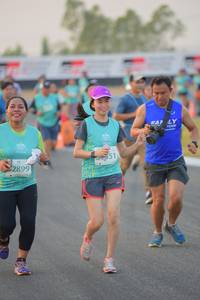 BIB: 651, 2899
                            <button type="button" onclick="openModal(10464354)" class="btn btn-primary btn-sm float-right btn-popup" data-toggle="modal" data-target=".modal-high-quality">
                        <i class="fas fa-shopping-cart"></i> Add to Cart
                    </button>
                                            <button type="button" onclick="isThisMe(10464354, true)" class="btn btn-success btn-sm float-right btn-popup btn-isme hidden" data-toggle="tooltip" data-placement="bottom" title="นี่คือรูปของคุณใช่ไหม คลิกที่นี่เพื่อเอาเข้าอัลบั้ม">
                        <i class="fas fa-plus"></i> Add to album
                    </button>
                    <button type="button" onclick="isThisMe(10464354, false)" class="btn btn-warning btn-sm float-right btn-popup btn-isnotme hidden">
                        <i class="fas fa-ban"></i> Remove from album
                    </button>