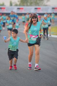 BIB: 5274, 1512
                            <button type="button" onclick="openModal(10463035)" class="btn btn-primary btn-sm float-right btn-popup" data-toggle="modal" data-target=".modal-high-quality">
                        <i class="fas fa-shopping-cart"></i> Add to Cart
                    </button>
                                            <button type="button" onclick="isThisMe(10463035, true)" class="btn btn-success btn-sm float-right btn-popup btn-isme hidden" data-toggle="tooltip" data-placement="bottom" title="นี่คือรูปของคุณใช่ไหม คลิกที่นี่เพื่อเอาเข้าอัลบั้ม">
                        <i class="fas fa-plus"></i> Add to album
                    </button>
                    <button type="button" onclick="isThisMe(10463035, false)" class="btn btn-warning btn-sm float-right btn-popup btn-isnotme hidden">
                        <i class="fas fa-ban"></i> Remove from album
                    </button>