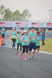 BIB: 153084, 518
                            <button type="button" onclick="openModal(10463991)" class="btn btn-primary btn-sm float-right btn-popup" data-toggle="modal" data-target=".modal-high-quality">
                        <i class="fas fa-shopping-cart"></i> Add to Cart
                    </button>
                                            <button type="button" onclick="isThisMe(10463991, true)" class="btn btn-success btn-sm float-right btn-popup btn-isme hidden" data-toggle="tooltip" data-placement="bottom" title="นี่คือรูปของคุณใช่ไหม คลิกที่นี่เพื่อเอาเข้าอัลบั้ม">
                        <i class="fas fa-plus"></i> Add to album
                    </button>
                    <button type="button" onclick="isThisMe(10463991, false)" class="btn btn-warning btn-sm float-right btn-popup btn-isnotme hidden">
                        <i class="fas fa-ban"></i> Remove from album
                    </button>