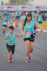 BIB: 527, 51512
                            <button type="button" onclick="openModal(10463066)" class="btn btn-primary btn-sm float-right btn-popup" data-toggle="modal" data-target=".modal-high-quality">
                        <i class="fas fa-shopping-cart"></i> Add to Cart
                    </button>
                                            <button type="button" onclick="isThisMe(10463066, true)" class="btn btn-success btn-sm float-right btn-popup btn-isme hidden" data-toggle="tooltip" data-placement="bottom" title="นี่คือรูปของคุณใช่ไหม คลิกที่นี่เพื่อเอาเข้าอัลบั้ม">
                        <i class="fas fa-plus"></i> Add to album
                    </button>
                    <button type="button" onclick="isThisMe(10463066, false)" class="btn btn-warning btn-sm float-right btn-popup btn-isnotme hidden">
                        <i class="fas fa-ban"></i> Remove from album
                    </button>