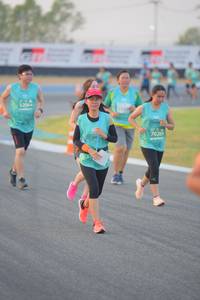 BIB: 52064, 70289
                            <button type="button" onclick="openModal(10462598)" class="btn btn-primary btn-sm float-right btn-popup" data-toggle="modal" data-target=".modal-high-quality">
                        <i class="fas fa-shopping-cart"></i> Add to Cart
                    </button>
                                            <button type="button" onclick="isThisMe(10462598, true)" class="btn btn-success btn-sm float-right btn-popup btn-isme hidden" data-toggle="tooltip" data-placement="bottom" title="นี่คือรูปของคุณใช่ไหม คลิกที่นี่เพื่อเอาเข้าอัลบั้ม">
                        <i class="fas fa-plus"></i> Add to album
                    </button>
                    <button type="button" onclick="isThisMe(10462598, false)" class="btn btn-warning btn-sm float-right btn-popup btn-isnotme hidden">
                        <i class="fas fa-ban"></i> Remove from album
                    </button>