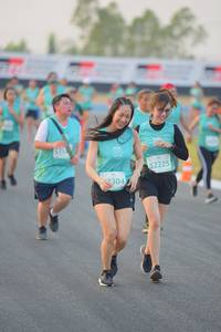 BIB: 533, 52225, 2304
                            <button type="button" onclick="openModal(10461984)" class="btn btn-primary btn-sm float-right btn-popup" data-toggle="modal" data-target=".modal-high-quality">
                        <i class="fas fa-shopping-cart"></i> Add to Cart
                    </button>
                                            <button type="button" onclick="isThisMe(10461984, true)" class="btn btn-success btn-sm float-right btn-popup btn-isme hidden" data-toggle="tooltip" data-placement="bottom" title="นี่คือรูปของคุณใช่ไหม คลิกที่นี่เพื่อเอาเข้าอัลบั้ม">
                        <i class="fas fa-plus"></i> Add to album
                    </button>
                    <button type="button" onclick="isThisMe(10461984, false)" class="btn btn-warning btn-sm float-right btn-popup btn-isnotme hidden">
                        <i class="fas fa-ban"></i> Remove from album
                    </button>