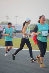 BIB: 51178
                            <button type="button" onclick="openModal(10460402)" class="btn btn-primary btn-sm float-right btn-popup" data-toggle="modal" data-target=".modal-high-quality">
                        <i class="fas fa-shopping-cart"></i> Add to Cart
                    </button>
                                            <button type="button" onclick="isThisMe(10460402, true)" class="btn btn-success btn-sm float-right btn-popup btn-isme hidden" data-toggle="tooltip" data-placement="bottom" title="นี่คือรูปของคุณใช่ไหม คลิกที่นี่เพื่อเอาเข้าอัลบั้ม">
                        <i class="fas fa-plus"></i> Add to album
                    </button>
                    <button type="button" onclick="isThisMe(10460402, false)" class="btn btn-warning btn-sm float-right btn-popup btn-isnotme hidden">
                        <i class="fas fa-ban"></i> Remove from album
                    </button>