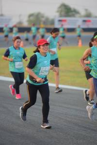 BIB: 5296
                            <button type="button" onclick="openModal(10460828)" class="btn btn-primary btn-sm float-right btn-popup" data-toggle="modal" data-target=".modal-high-quality">
                        <i class="fas fa-shopping-cart"></i> Add to Cart
                    </button>
                                            <button type="button" onclick="isThisMe(10460828, true)" class="btn btn-success btn-sm float-right btn-popup btn-isme hidden" data-toggle="tooltip" data-placement="bottom" title="นี่คือรูปของคุณใช่ไหม คลิกที่นี่เพื่อเอาเข้าอัลบั้ม">
                        <i class="fas fa-plus"></i> Add to album
                    </button>
                    <button type="button" onclick="isThisMe(10460828, false)" class="btn btn-warning btn-sm float-right btn-popup btn-isnotme hidden">
                        <i class="fas fa-ban"></i> Remove from album
                    </button>