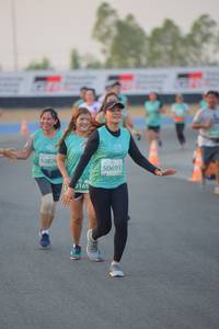 BIB: 52828, 50693, 0169
                            <button type="button" onclick="openModal(10460460)" class="btn btn-primary btn-sm float-right btn-popup" data-toggle="modal" data-target=".modal-high-quality">
                        <i class="fas fa-shopping-cart"></i> Add to Cart
                    </button>
                                            <button type="button" onclick="isThisMe(10460460, true)" class="btn btn-success btn-sm float-right btn-popup btn-isme hidden" data-toggle="tooltip" data-placement="bottom" title="นี่คือรูปของคุณใช่ไหม คลิกที่นี่เพื่อเอาเข้าอัลบั้ม">
                        <i class="fas fa-plus"></i> Add to album
                    </button>
                    <button type="button" onclick="isThisMe(10460460, false)" class="btn btn-warning btn-sm float-right btn-popup btn-isnotme hidden">
                        <i class="fas fa-ban"></i> Remove from album
                    </button>