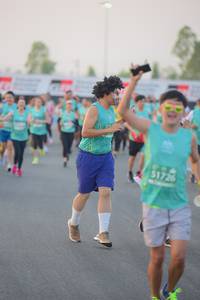 BIB: 1726
                            <button type="button" onclick="openModal(10465198)" class="btn btn-primary btn-sm float-right btn-popup" data-toggle="modal" data-target=".modal-high-quality">
                        <i class="fas fa-shopping-cart"></i> Add to Cart
                    </button>
                                            <button type="button" onclick="isThisMe(10465198, true)" class="btn btn-success btn-sm float-right btn-popup btn-isme hidden" data-toggle="tooltip" data-placement="bottom" title="นี่คือรูปของคุณใช่ไหม คลิกที่นี่เพื่อเอาเข้าอัลบั้ม">
                        <i class="fas fa-plus"></i> Add to album
                    </button>
                    <button type="button" onclick="isThisMe(10465198, false)" class="btn btn-warning btn-sm float-right btn-popup btn-isnotme hidden">
                        <i class="fas fa-ban"></i> Remove from album
                    </button>