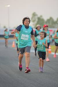 BIB: 53285, 51528
                            <button type="button" onclick="openModal(10469103)" class="btn btn-primary btn-sm float-right btn-popup" data-toggle="modal" data-target=".modal-high-quality">
                        <i class="fas fa-shopping-cart"></i> Add to Cart
                    </button>
                                            <button type="button" onclick="isThisMe(10469103, true)" class="btn btn-success btn-sm float-right btn-popup btn-isme hidden" data-toggle="tooltip" data-placement="bottom" title="นี่คือรูปของคุณใช่ไหม คลิกที่นี่เพื่อเอาเข้าอัลบั้ม">
                        <i class="fas fa-plus"></i> Add to album
                    </button>
                    <button type="button" onclick="isThisMe(10469103, false)" class="btn btn-warning btn-sm float-right btn-popup btn-isnotme hidden">
                        <i class="fas fa-ban"></i> Remove from album
                    </button>