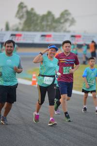 BIB: 517, 51530, 51119, , 
                            <button type="button" onclick="openModal(10469986)" class="btn btn-primary btn-sm float-right btn-popup" data-toggle="modal" data-target=".modal-high-quality">
                        <i class="fas fa-shopping-cart"></i> Add to Cart
                    </button>
                                            <button type="button" onclick="isThisMe(10469986, true)" class="btn btn-success btn-sm float-right btn-popup btn-isme hidden" data-toggle="tooltip" data-placement="bottom" title="นี่คือรูปของคุณใช่ไหม คลิกที่นี่เพื่อเอาเข้าอัลบั้ม">
                        <i class="fas fa-plus"></i> Add to album
                    </button>
                    <button type="button" onclick="isThisMe(10469986, false)" class="btn btn-warning btn-sm float-right btn-popup btn-isnotme hidden">
                        <i class="fas fa-ban"></i> Remove from album
                    </button>