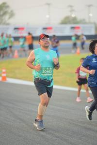 BIB: 50465
                            <button type="button" onclick="openModal(10467000)" class="btn btn-primary btn-sm float-right btn-popup" data-toggle="modal" data-target=".modal-high-quality">
                        <i class="fas fa-shopping-cart"></i> Add to Cart
                    </button>
                                            <button type="button" onclick="isThisMe(10467000, true)" class="btn btn-success btn-sm float-right btn-popup btn-isme hidden" data-toggle="tooltip" data-placement="bottom" title="นี่คือรูปของคุณใช่ไหม คลิกที่นี่เพื่อเอาเข้าอัลบั้ม">
                        <i class="fas fa-plus"></i> Add to album
                    </button>
                    <button type="button" onclick="isThisMe(10467000, false)" class="btn btn-warning btn-sm float-right btn-popup btn-isnotme hidden">
                        <i class="fas fa-ban"></i> Remove from album
                    </button>