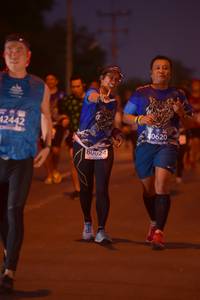 BIB: 42442, 0620, 80624
                            <button type="button" onclick="openModal(10657672)" class="btn btn-primary btn-sm float-right btn-popup" data-toggle="modal" data-target=".modal-high-quality">
                        <i class="fas fa-shopping-cart"></i> Add to Cart
                    </button>
                                            <button type="button" onclick="isThisMe(10657672, true)" class="btn btn-success btn-sm float-right btn-popup btn-isme hidden" data-toggle="tooltip" data-placement="bottom" title="นี่คือรูปของคุณใช่ไหม คลิกที่นี่เพื่อเอาเข้าอัลบั้ม">
                        <i class="fas fa-plus"></i> Add to album
                    </button>
                    <button type="button" onclick="isThisMe(10657672, false)" class="btn btn-warning btn-sm float-right btn-popup btn-isnotme hidden">
                        <i class="fas fa-ban"></i> Remove from album
                    </button>