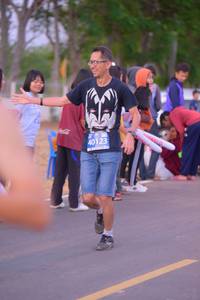 BIB: 40123
                            <button type="button" onclick="openModal(10660893)" class="btn btn-primary btn-sm float-right btn-popup" data-toggle="modal" data-target=".modal-high-quality">
                        <i class="fas fa-shopping-cart"></i> Add to Cart
                    </button>
                                            <button type="button" onclick="isThisMe(10660893, true)" class="btn btn-success btn-sm float-right btn-popup btn-isme hidden" data-toggle="tooltip" data-placement="bottom" title="นี่คือรูปของคุณใช่ไหม คลิกที่นี่เพื่อเอาเข้าอัลบั้ม">
                        <i class="fas fa-plus"></i> Add to album
                    </button>
                    <button type="button" onclick="isThisMe(10660893, false)" class="btn btn-warning btn-sm float-right btn-popup btn-isnotme hidden">
                        <i class="fas fa-ban"></i> Remove from album
                    </button>