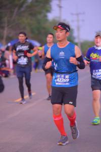 BIB: 250, 42269
                            <button type="button" onclick="openModal(10658473)" class="btn btn-primary btn-sm float-right btn-popup" data-toggle="modal" data-target=".modal-high-quality">
                        <i class="fas fa-shopping-cart"></i> Add to Cart
                    </button>
                                            <button type="button" onclick="isThisMe(10658473, true)" class="btn btn-success btn-sm float-right btn-popup btn-isme hidden" data-toggle="tooltip" data-placement="bottom" title="นี่คือรูปของคุณใช่ไหม คลิกที่นี่เพื่อเอาเข้าอัลบั้ม">
                        <i class="fas fa-plus"></i> Add to album
                    </button>
                    <button type="button" onclick="isThisMe(10658473, false)" class="btn btn-warning btn-sm float-right btn-popup btn-isnotme hidden">
                        <i class="fas fa-ban"></i> Remove from album
                    </button>