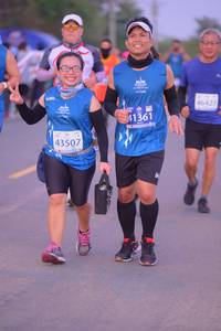 BIB: 46427, 41361, 43507
                            <button type="button" onclick="openModal(10660355)" class="btn btn-primary btn-sm float-right btn-popup" data-toggle="modal" data-target=".modal-high-quality">
                        <i class="fas fa-shopping-cart"></i> Add to Cart
                    </button>
                                            <button type="button" onclick="isThisMe(10660355, true)" class="btn btn-success btn-sm float-right btn-popup btn-isme hidden" data-toggle="tooltip" data-placement="bottom" title="นี่คือรูปของคุณใช่ไหม คลิกที่นี่เพื่อเอาเข้าอัลบั้ม">
                        <i class="fas fa-plus"></i> Add to album
                    </button>
                    <button type="button" onclick="isThisMe(10660355, false)" class="btn btn-warning btn-sm float-right btn-popup btn-isnotme hidden">
                        <i class="fas fa-ban"></i> Remove from album
                    </button>
