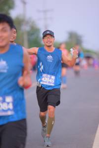 BIB: 42045, 084
                            <button type="button" onclick="openModal(10714243)" class="btn btn-primary btn-sm float-right btn-popup" data-toggle="modal" data-target=".modal-high-quality">
                        <i class="fas fa-shopping-cart"></i> Add to Cart
                    </button>
                                            <button type="button" onclick="isThisMe(10714243, true)" class="btn btn-success btn-sm float-right btn-popup btn-isme hidden" data-toggle="tooltip" data-placement="bottom" title="นี่คือรูปของคุณใช่ไหม คลิกที่นี่เพื่อเอาเข้าอัลบั้ม">
                        <i class="fas fa-plus"></i> Add to album
                    </button>
                    <button type="button" onclick="isThisMe(10714243, false)" class="btn btn-warning btn-sm float-right btn-popup btn-isnotme hidden">
                        <i class="fas fa-ban"></i> Remove from album
                    </button>