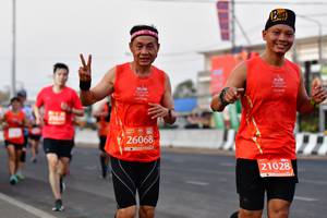 BIB: 26068, 21028
                            <button type="button" onclick="openModal(12431032)" class="btn btn-primary btn-sm float-right btn-popup" data-toggle="modal" data-target=".modal-high-quality">
                        <i class="fas fa-shopping-cart"></i> Add to Cart
                    </button>
                                            <button type="button" onclick="isThisMe(12431032, true)" class="btn btn-success btn-sm float-right btn-popup btn-isme hidden" data-toggle="tooltip" data-placement="bottom" title="นี่คือรูปของคุณใช่ไหม คลิกที่นี่เพื่อเอาเข้าอัลบั้ม">
                        <i class="fas fa-plus"></i> Add to album
                    </button>
                    <button type="button" onclick="isThisMe(12431032, false)" class="btn btn-warning btn-sm float-right btn-popup btn-isnotme hidden">
                        <i class="fas fa-ban"></i> Remove from album
                    </button>